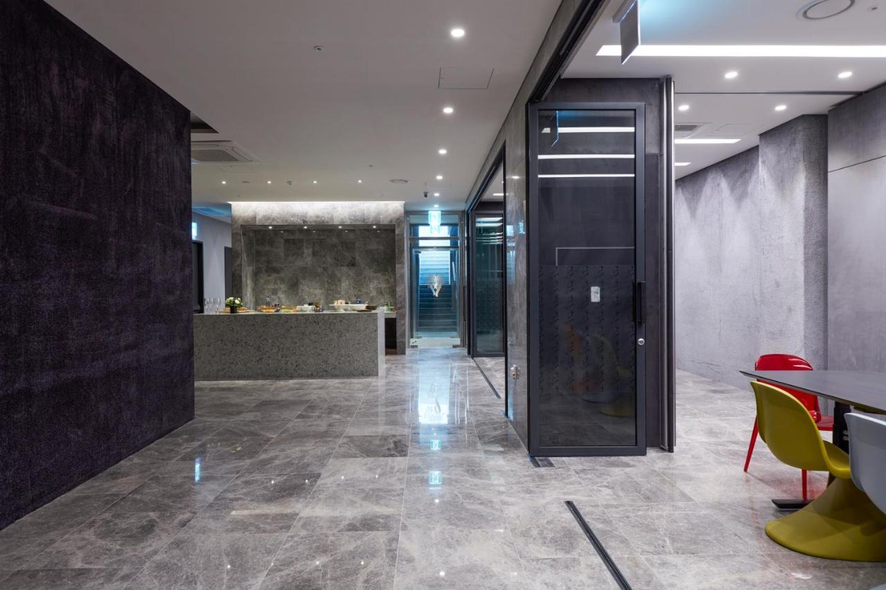 Hotel In 9 Gangnam Сеул Екстер'єр фото